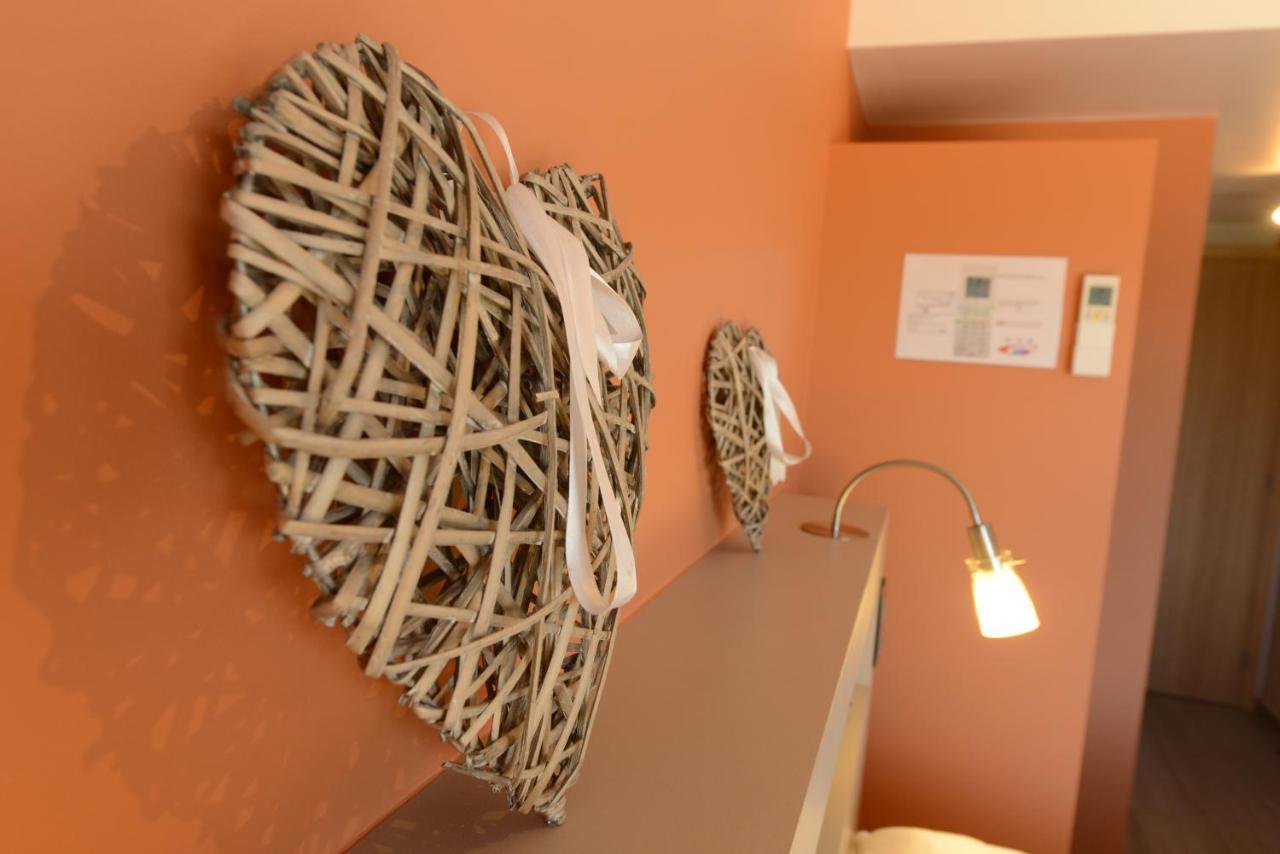 Les Coteaux Du Vinave Bed & Breakfast Herve Dış mekan fotoğraf